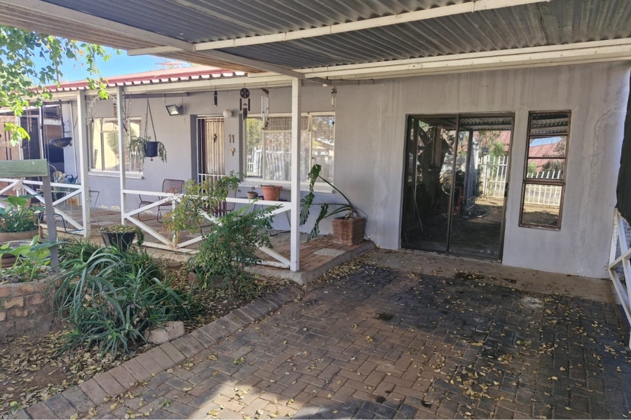 4 Bedroom Property for Sale in Randlespark North West